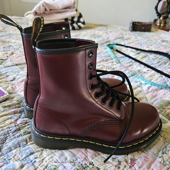 Dr. Marten 1460 Smooth Leather Boots Size US 5, EUR 37 - Picture 5 of 11